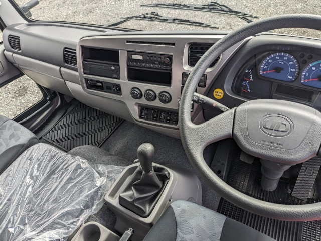 UDトラックス（日産） コンドル 増トン 平ボディ（クレーン付） TKG-LK39N(102086) 23枚目