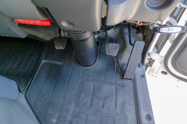 いすゞ エルフ 小型 平ボディ（クレーン付） TPG-NPR85N(102085) 33枚目