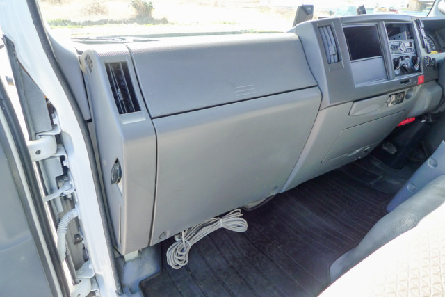 いすゞ エルフ 小型 平ボディ（クレーン付） TPG-NPR85N(102085) 37枚目