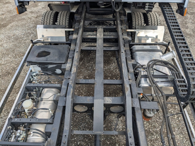 UDトラックス（日産） コンドル 増トン 平ボディ（クレーン付） TKG-LK39N(102086) 28枚目