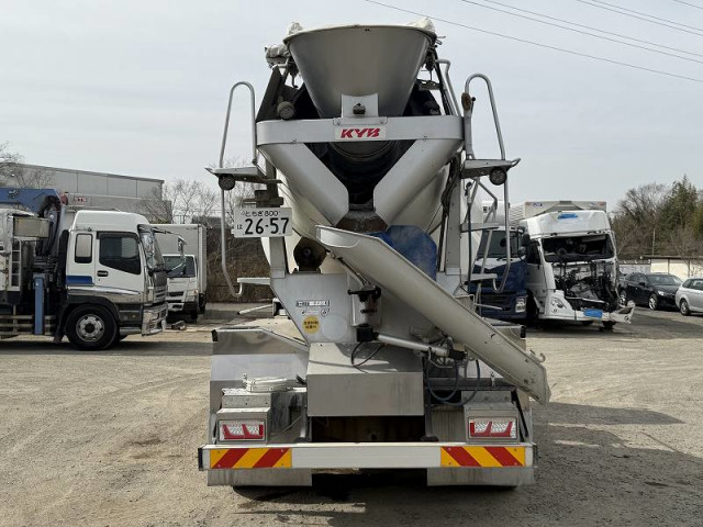 UDトラックス（日産） クオン 大型 ミキサー車 2PG-CW5AL(102087) 6枚目