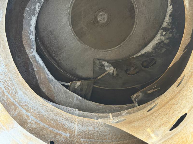 UDトラックス（日産） クオン 大型 ミキサー車 2PG-CW5AL(102087) 10枚目