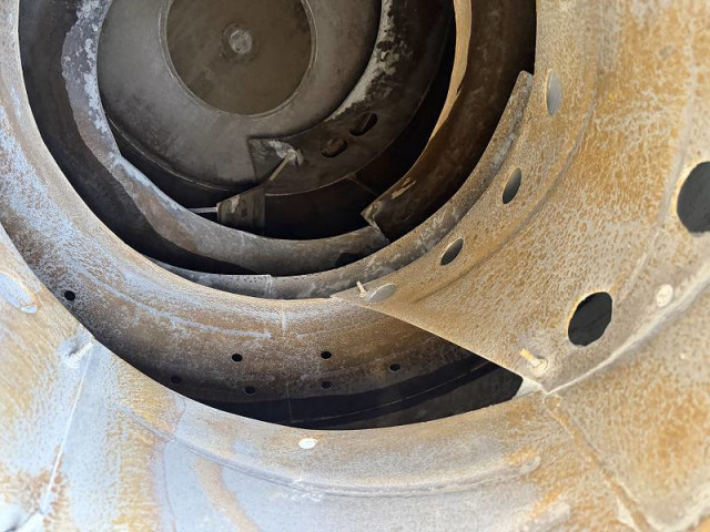 UDトラックス（日産） クオン 大型 ミキサー車 2PG-CW5AL(102087) 12枚目