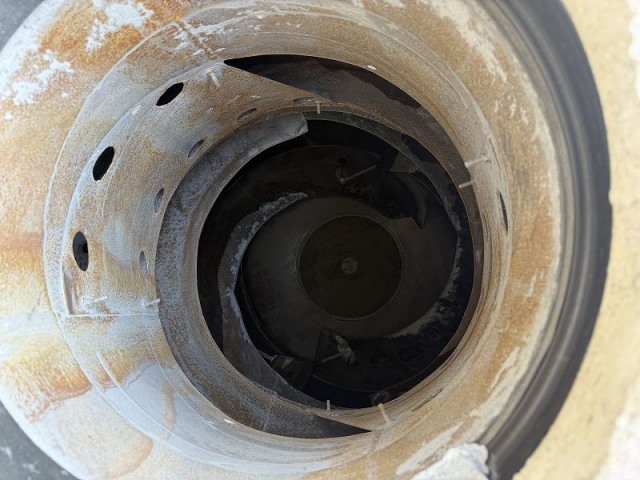 UDトラックス（日産） クオン 大型 ミキサー車 2PG-CW5AL(102087) 17枚目