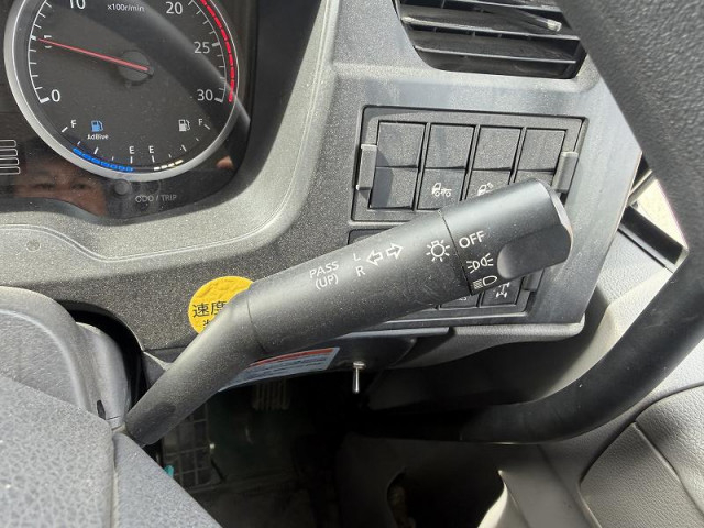 UDトラックス（日産） クオン 大型 ミキサー車 2PG-CW5AL(102087) 19枚目