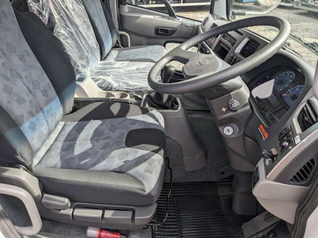 UDトラックス（日産） コンドル 増トン 平ボディ（クレーン付） TKG-LK39N(102086) 45枚目