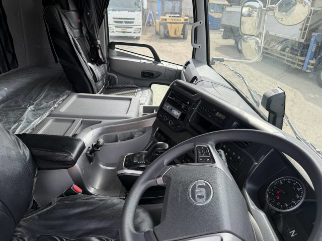 UDトラックス（日産） クオン 大型 ミキサー車 2PG-CW5AL(102087) 31枚目