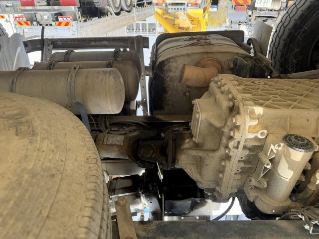 UDトラックス（日産） クオン 大型 ミキサー車 2PG-CW5AL(102087) 48枚目