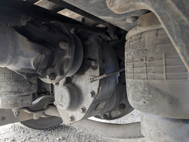 UDトラックス（日産） クオン 大型 ウィング QKG-CG5ZA(102093) 18枚目