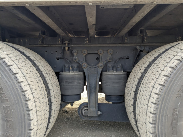 UDトラックス（日産） クオン 大型 ウィング QKG-CG5ZA(102093) 20枚目