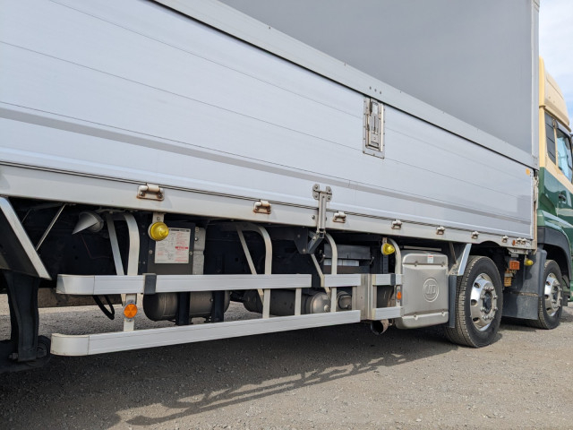 UDトラックス（日産） クオン 大型 ウィング QKG-CG5ZA(102093) 41枚目