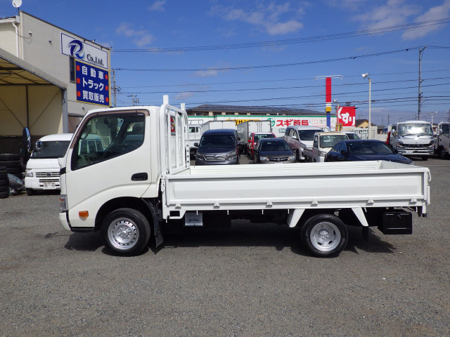 トヨタ ダイナ 小型 平ボディ ABF-TRY230(102096) 3枚目