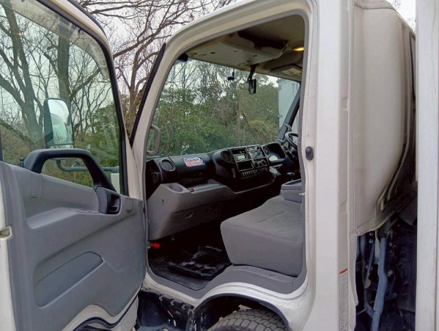 日野 デュトロ 小型 冷蔵冷凍バン TSG-XKU720M(102095) 29枚目