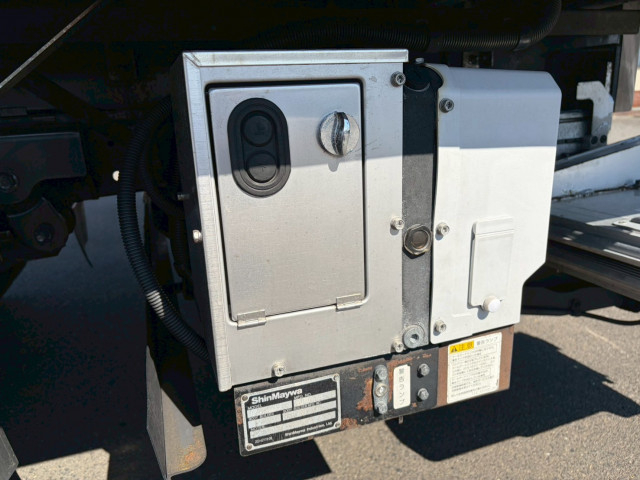 日野 デュトロ 小型 冷蔵冷凍バン TKG-XZU710M(102098) 25枚目