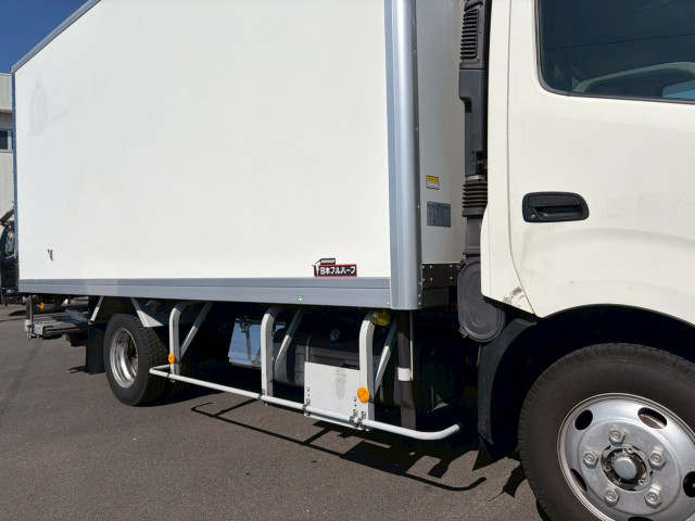 日野 デュトロ 小型 冷蔵冷凍バン TKG-XZU710M(102098) 27枚目