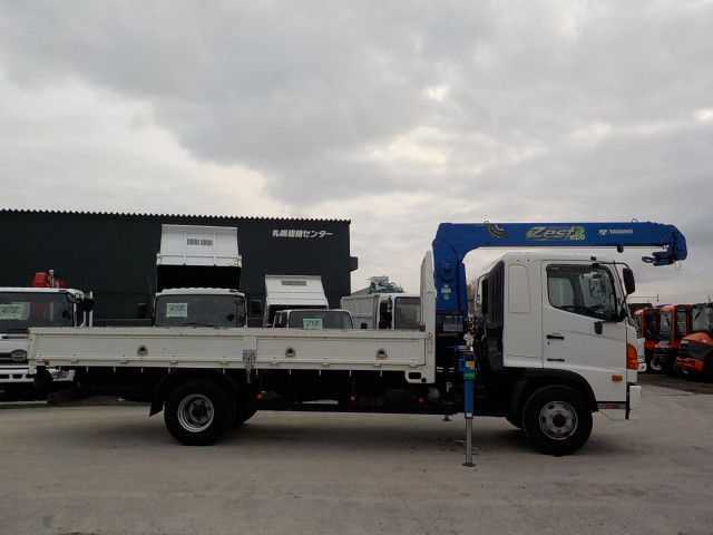 日野 レンジャー 中型 平ボディ（クレーン付） TKG-FD7JKAA(102100) 4枚目