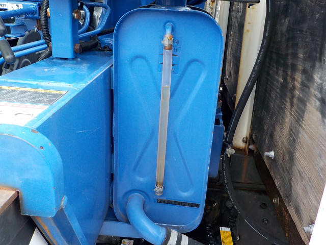 日野 レンジャー 中型 平ボディ（クレーン付） TKG-FD7JKAA(102100) 12枚目