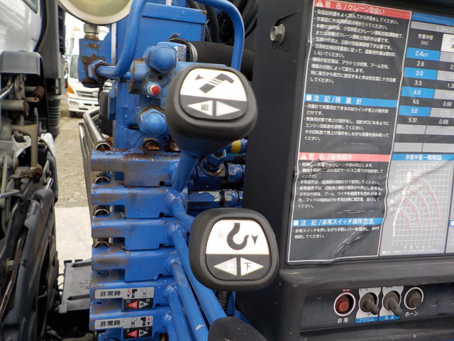 日野 レンジャー 中型 平ボディ（クレーン付） TKG-FD7JKAA(102100) 15枚目