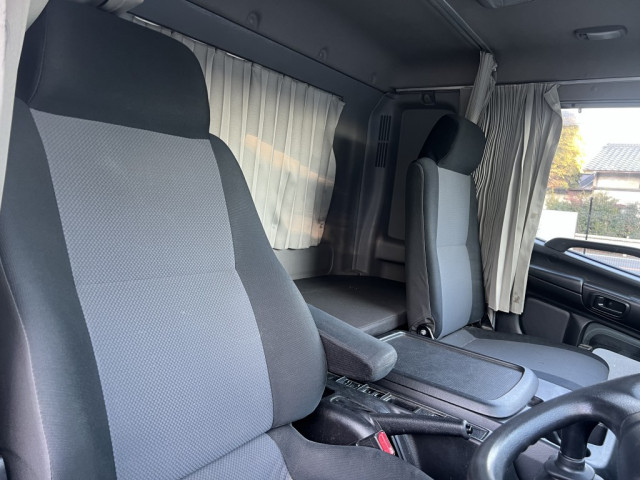 日野 レンジャー 中型 バン TKG-FD7JLAG(102099) 24枚目