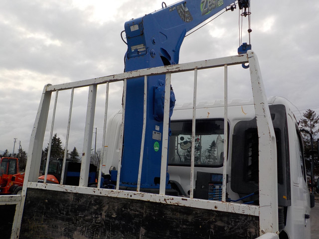 日野 レンジャー 中型 平ボディ（クレーン付） TKG-FD7JKAA(102100) 23枚目