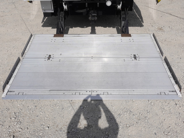 UDトラックス（日産） コンドル 中型 ウィング TKG-MK38L(102101) 16枚目