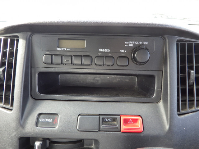 トヨタ タウンエース 小型 平ボディ DBF-S402U(102103) 10枚目