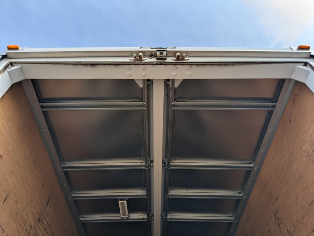 UDトラックス（日産） クオン 大型 ウィング CG5ZA-30754(102104) 11枚目