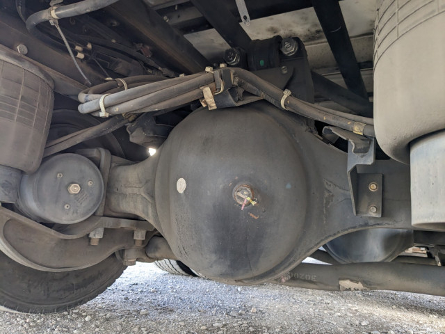 UDトラックス（日産） クオン 大型 ウィング CG5ZA-30754(102104) 33枚目