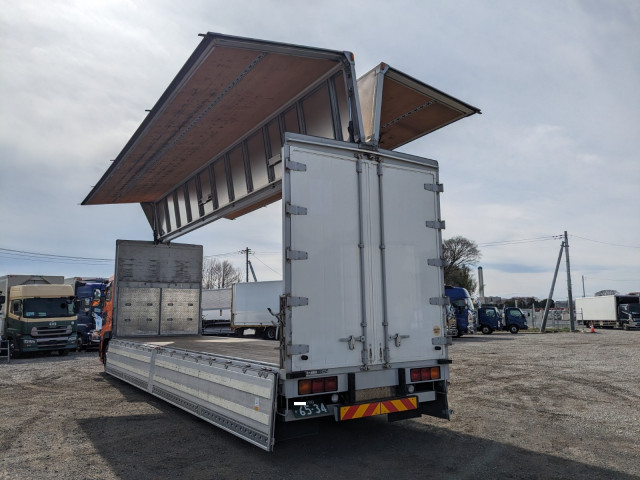 UDトラックス（日産） クオン 大型 ウィング CG5ZA-30754(102104) 37枚目