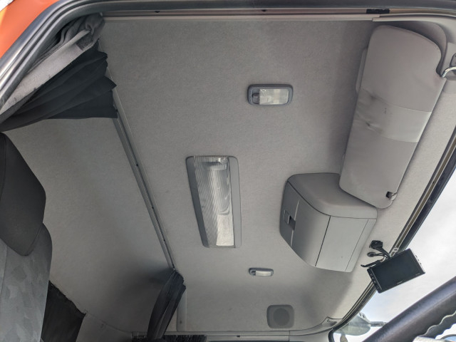 UDトラックス（日産） クオン 大型 ウィング CG5ZA-30754(102104) 39枚目