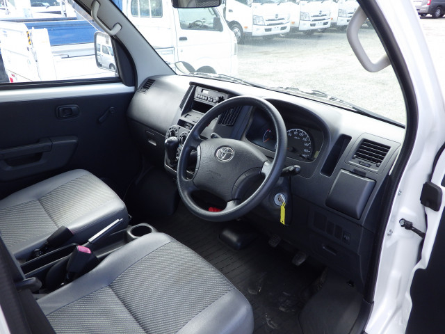 トヨタ タウンエース 小型 平ボディ DBF-S402U(102105) 6枚目