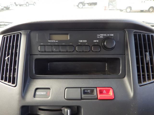 トヨタ タウンエース 小型 平ボディ DBF-S402U(102105) 10枚目