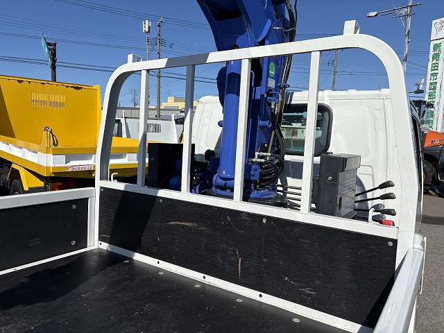 いすゞ エルフ 小型 平ボディ（クレーン付） TRG-NKR85AR(102106) 16枚目