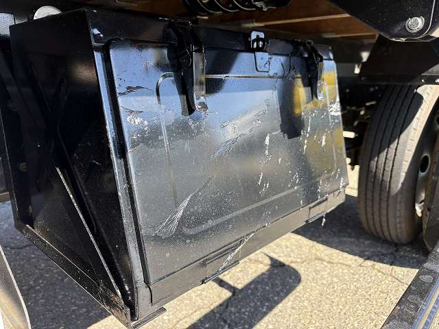 いすゞ エルフ 小型 平ボディ（クレーン付） TRG-NKR85AR(102106) 19枚目