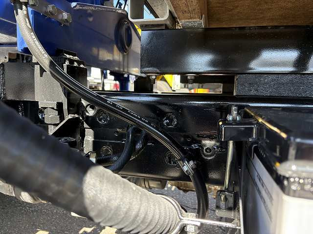 いすゞ エルフ 小型 平ボディ（クレーン付） TRG-NKR85AR(102106) 30枚目