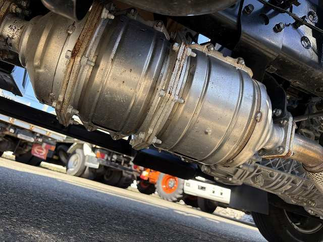 いすゞ エルフ 小型 平ボディ（クレーン付） TRG-NKR85AR(102106) 34枚目