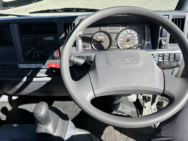 いすゞ エルフ 小型 平ボディ（クレーン付） TRG-NKR85AR(102106) 47枚目