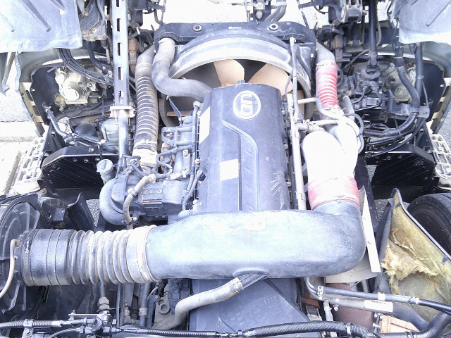 UDトラックス（日産） クオン 大型 土砂ダンプ QKG-CW5XL(102109) 19枚目