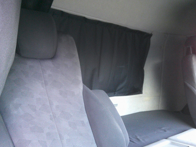 UDトラックス（日産） クオン 大型 土砂ダンプ QKG-CW5XL(102109) 27枚目