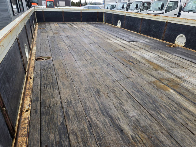 いすゞ フォワード 中型 平ボディ（クレーン付） TKG-FRR90S1(102112) 13枚目