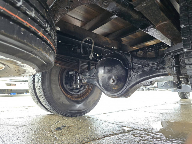 いすゞ フォワード 中型 平ボディ（クレーン付） TKG-FRR90S1(102112) 16枚目