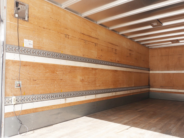 三菱ふそう ファイター 中型 バン TKG-FK71F(102113) 16枚目