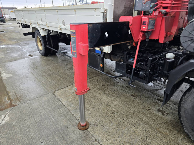 いすゞ フォワード 中型 平ボディ（クレーン付） TKG-FRR90S1(102112) 25枚目