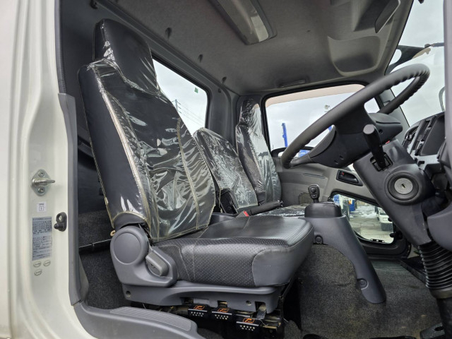 いすゞ フォワード 中型 平ボディ（クレーン付） TKG-FRR90S1(102112) 27枚目