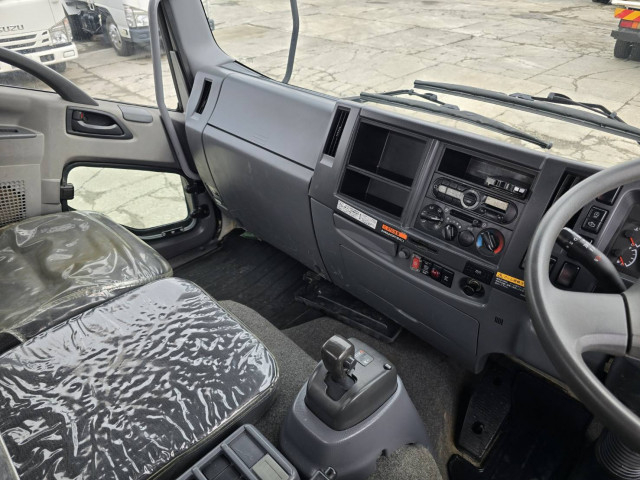 いすゞ フォワード 中型 平ボディ（クレーン付） TKG-FRR90S1(102112) 35枚目