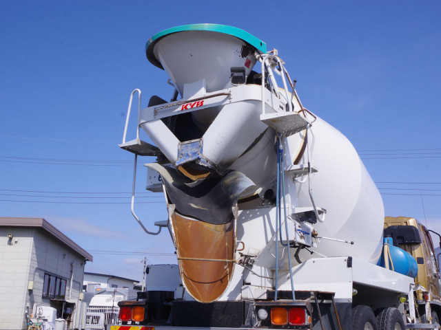 三菱ふそう ファイター 増トン ミキサー車 QDG-FQ62F(102115) 10枚目