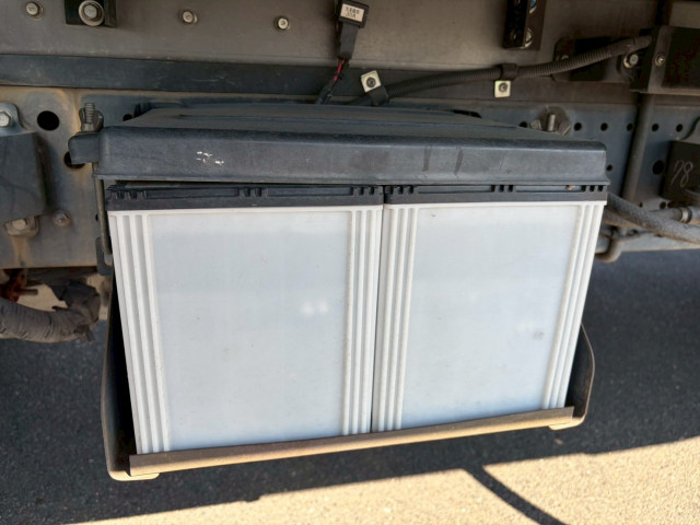 いすゞ エルフ 小型 冷蔵冷凍バン TKG-NPR85AN(102116) 18枚目