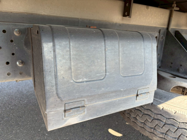 いすゞ エルフ 小型 冷蔵冷凍バン TKG-NPR85AN(102116) 19枚目