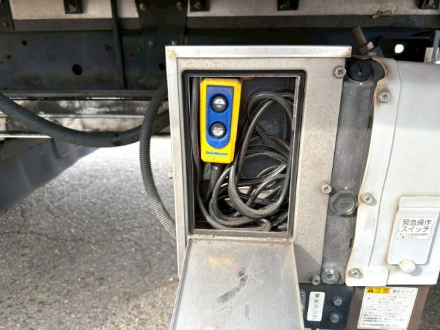 三菱ふそう ファイター 増トン ウィング QKG-FK72FZ(102117) 17枚目