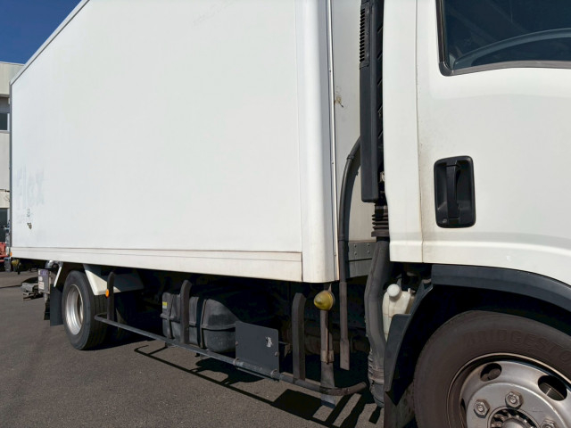いすゞ エルフ 小型 冷蔵冷凍バン TKG-NPR85AN(102116) 24枚目
